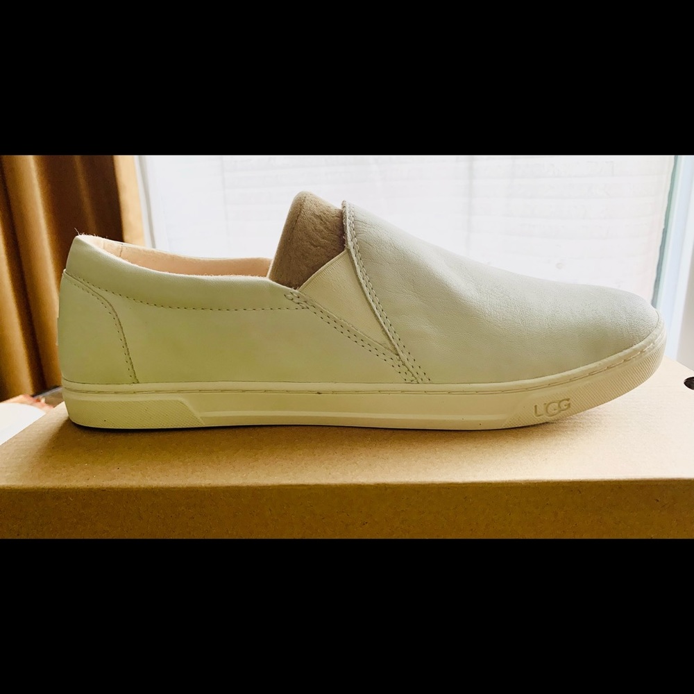 UGG SNEAKERS